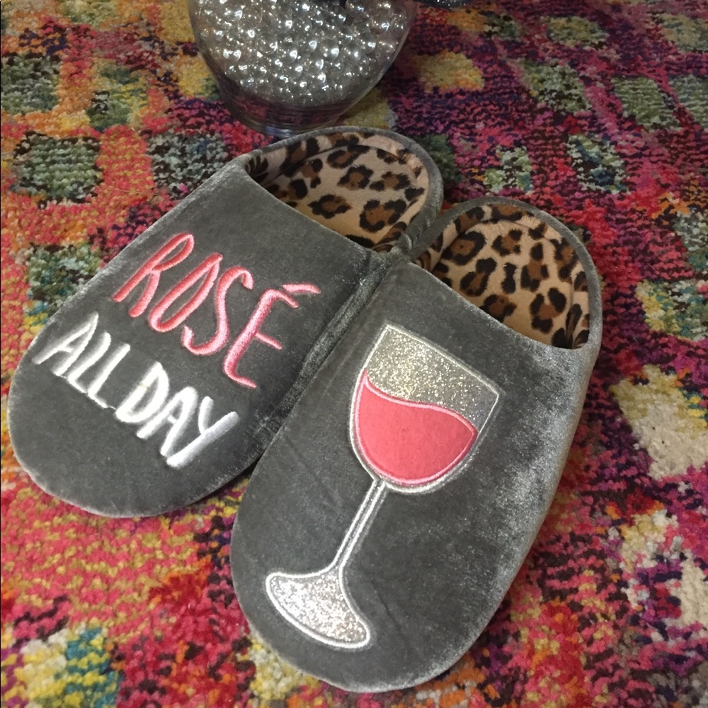 🍷 “Rosé all Day” Slippers 🍷